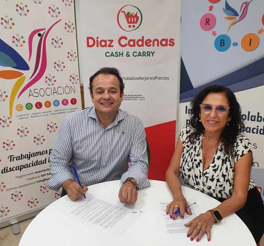 Díaz Cadenas tiende su mano a la Asociación Colibrí